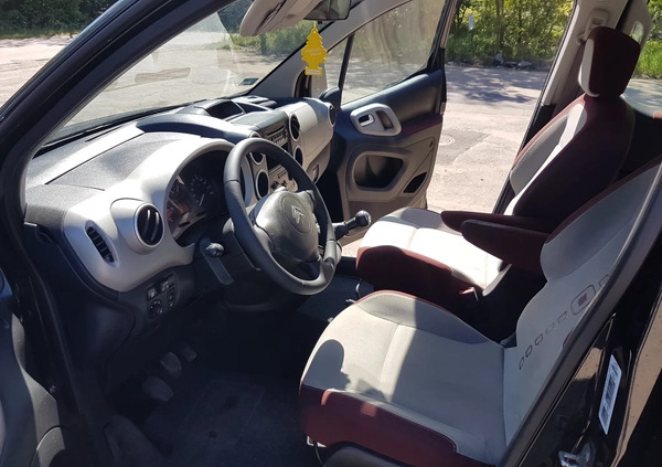 Citroen Berlingo cena 23900 przebieg: 231240, rok produkcji 2011 z Bychawa małe 211